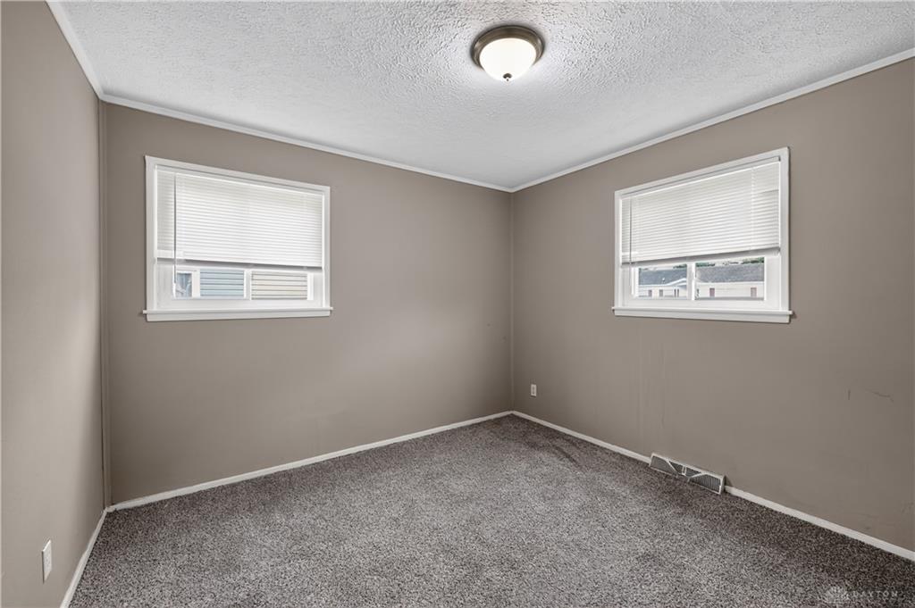 5279 Ferngrove Property Photo 14