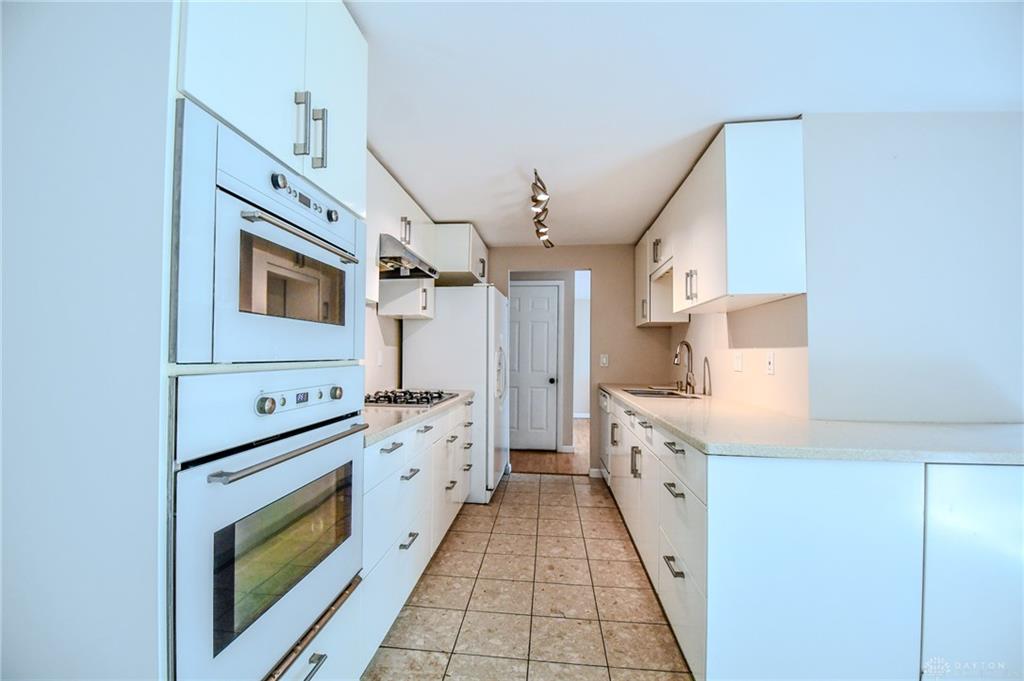 536 Brandwynne Property Photo 13