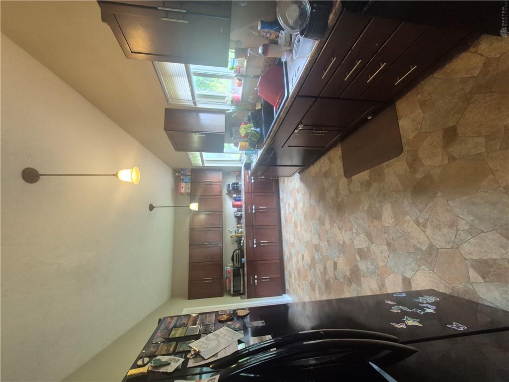 829 Southview Property Photo 5