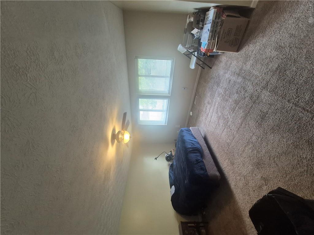 829 Southview Property Photo 8
