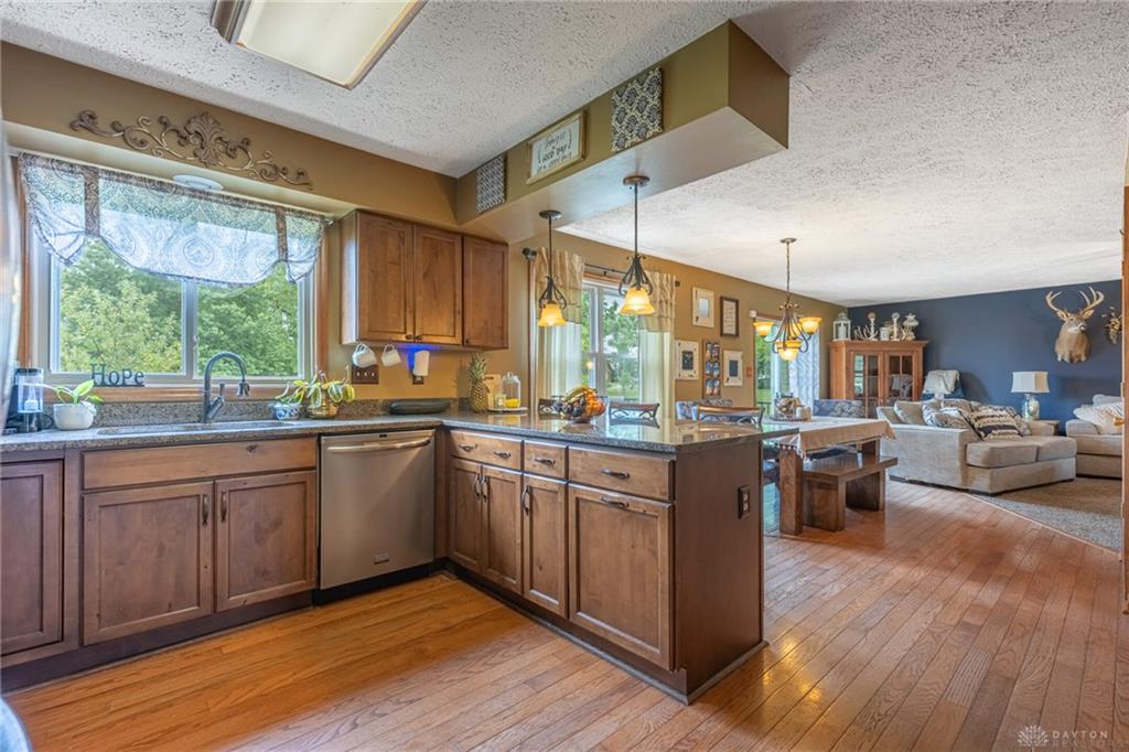 8400 Puddenbag Property Photo 10