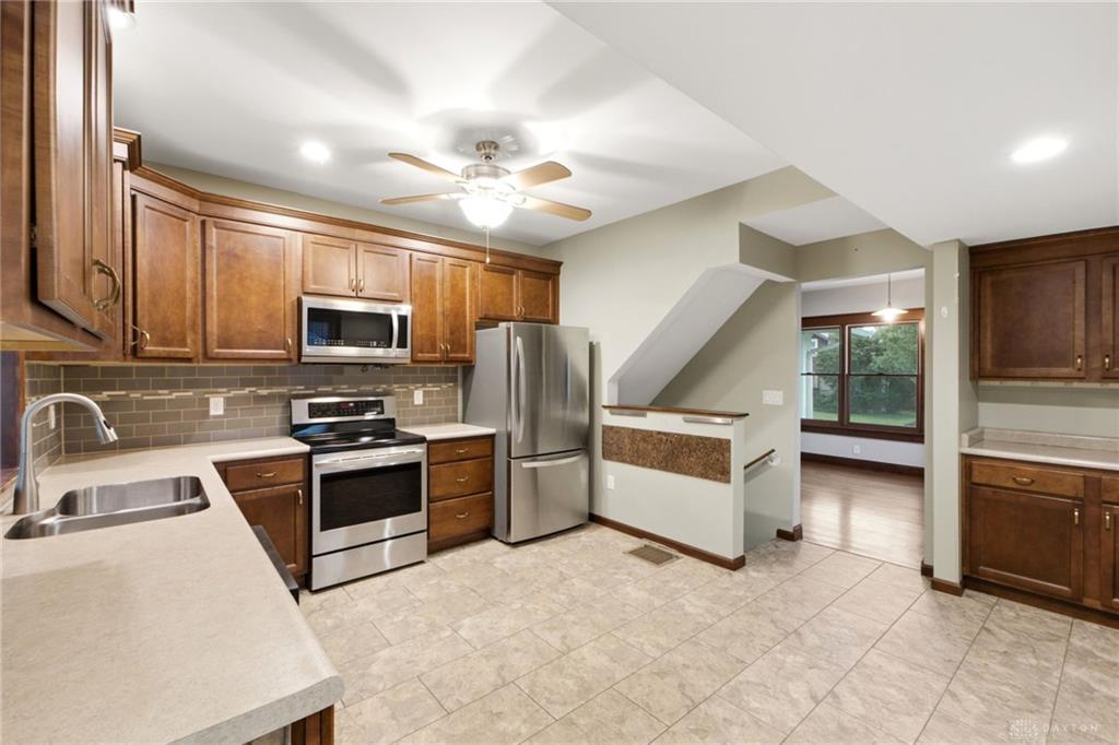 1733 Aero Property Photo 6