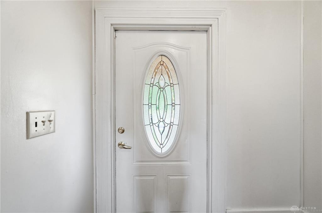1108 Demphle Property Photo 9