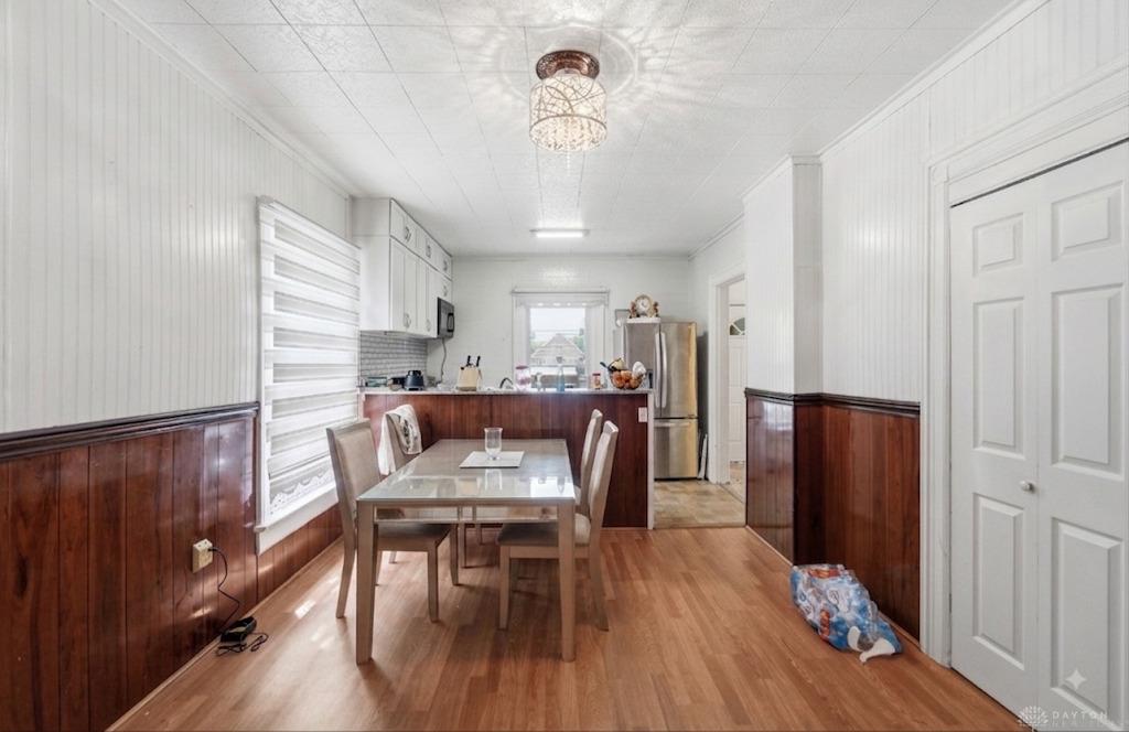 1108 Demphle Property Photo 16