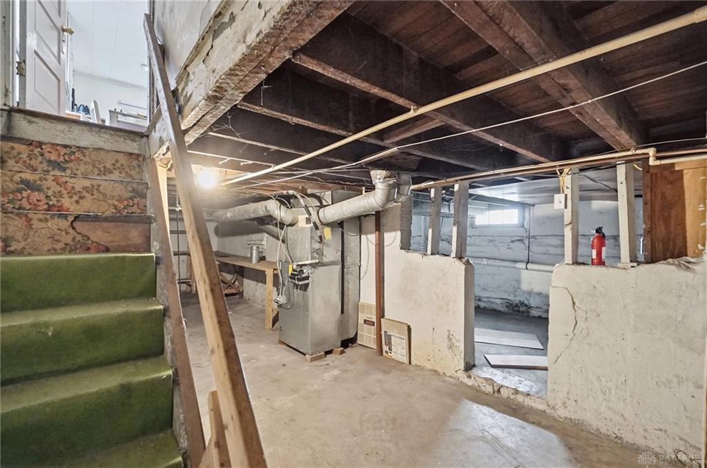 1108 Demphle Property Photo 37