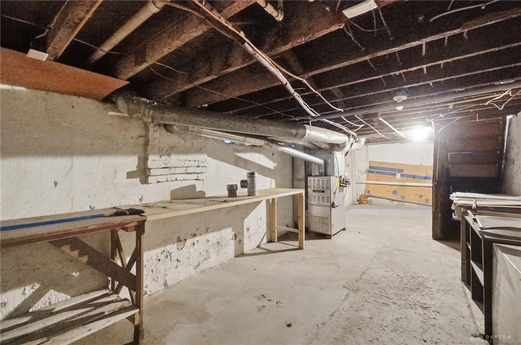 1108 Demphle Property Photo 38