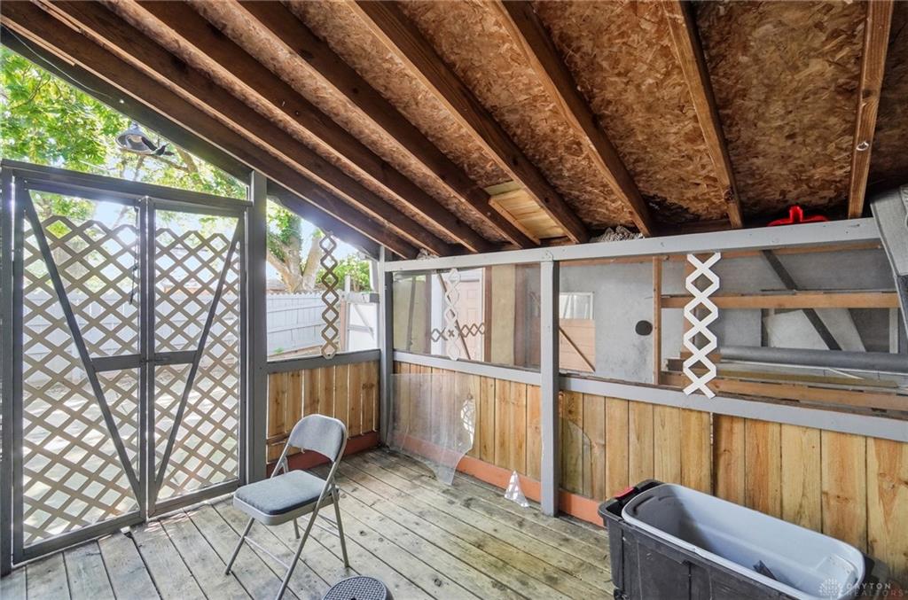 1108 Demphle Property Photo 44