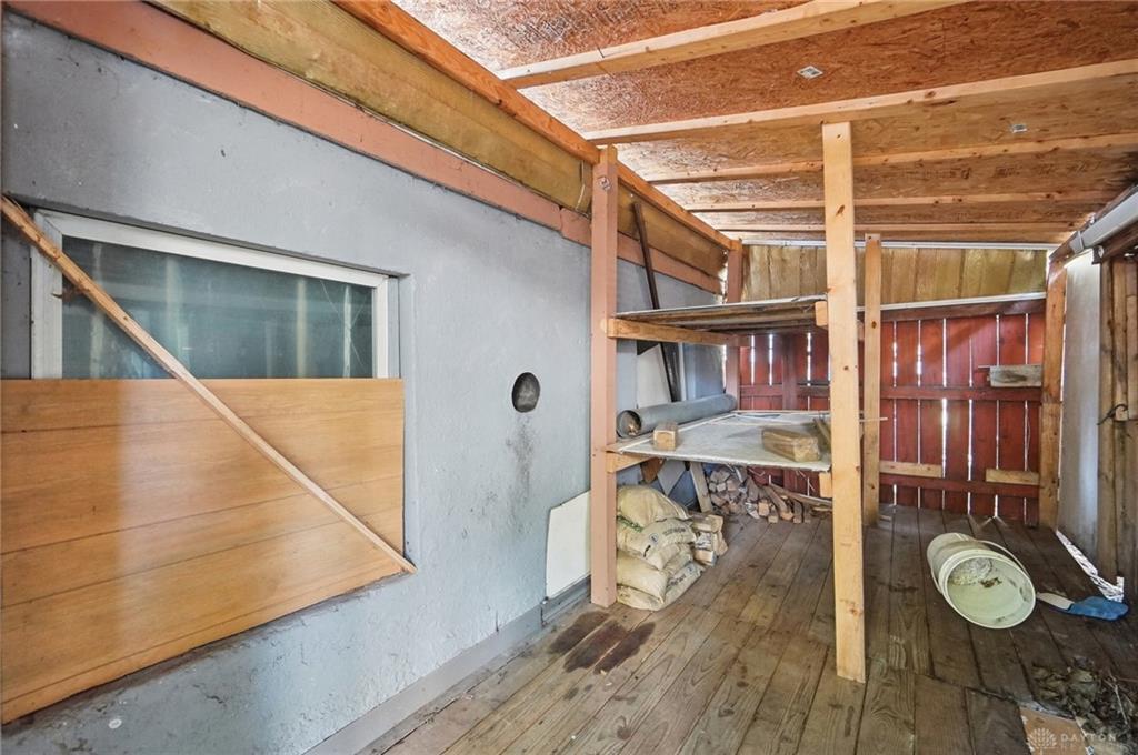 1108 Demphle Property Photo 49