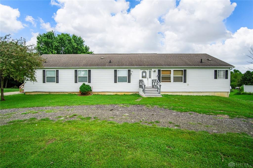 5280 Alert New London Property Photo 3