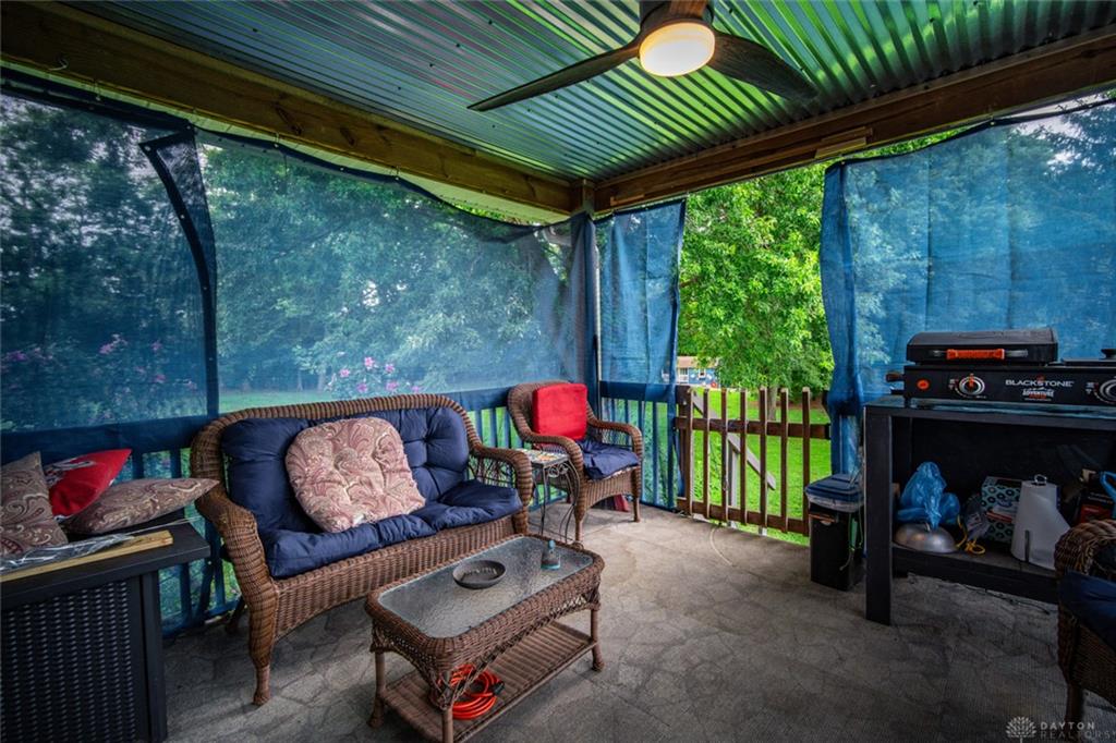 5280 Alert New London Property Photo 19
