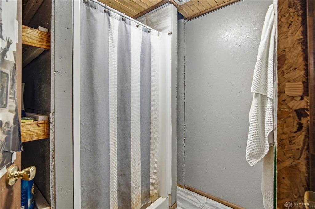 5280 Alert New London Property Photo 30