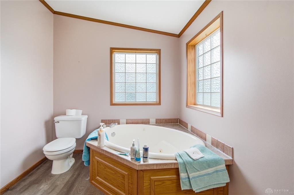 5280 Alert New London Property Photo 33