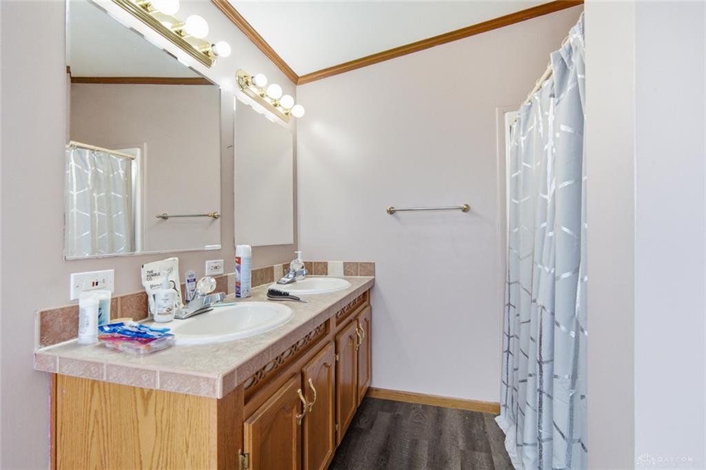 5280 Alert New London Property Photo 34