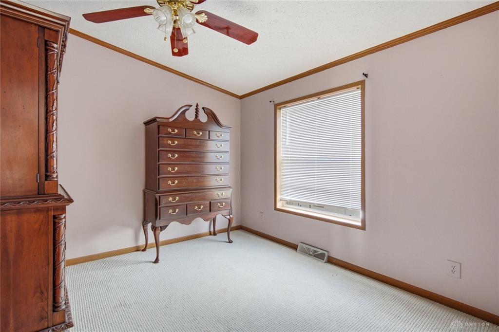 5280 Alert New London Property Photo 35