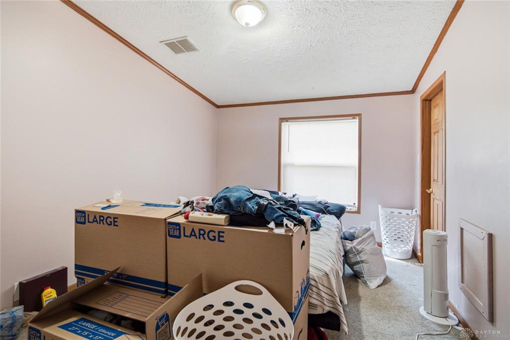 5280 Alert New London Property Photo 45