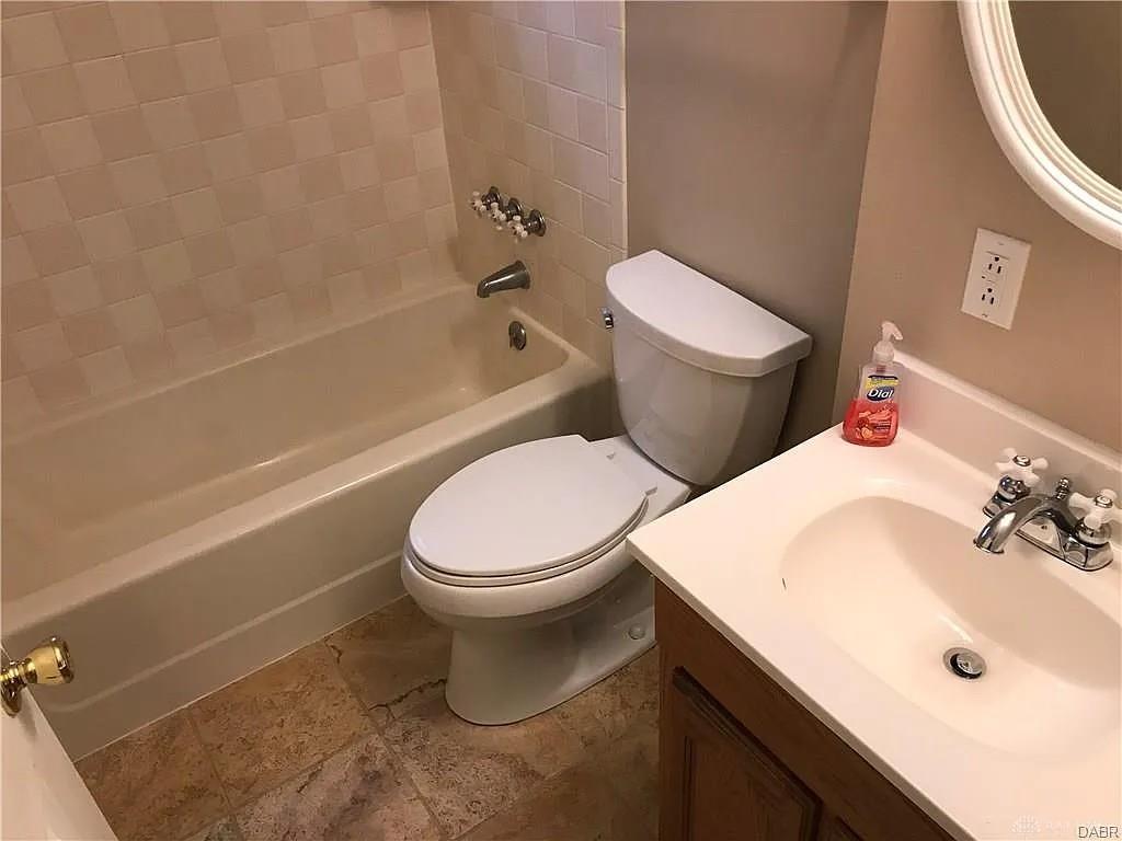 1121 Larriwood Property Photo 4