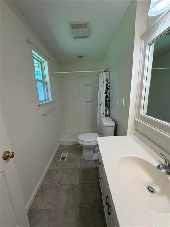 566 Cherry Hill Property Photo 12