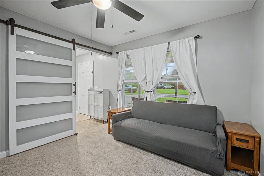 127 Pebble Stone Property Photo 10