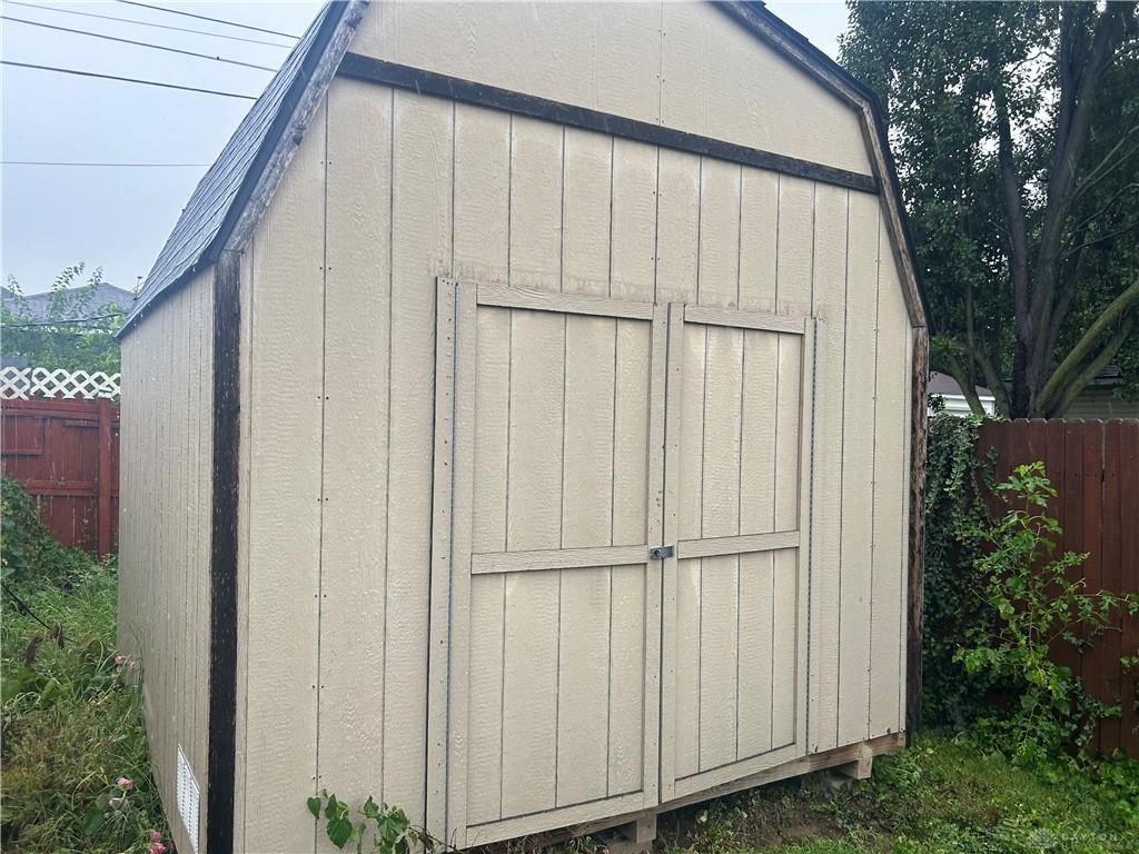 606 Virginia Property Photo 7
