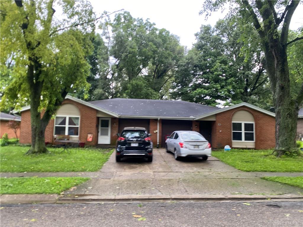 495 Lyle Property Photo 1