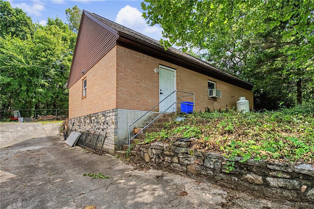 3504 Deweese Property Photo 5