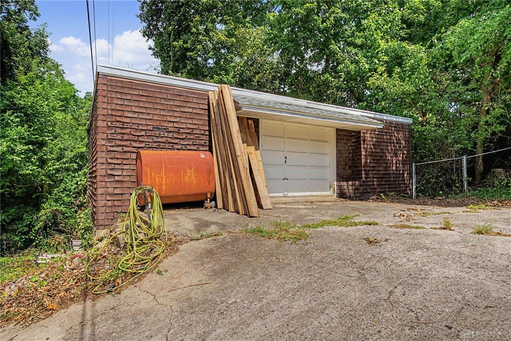 3504 Deweese Property Photo 7