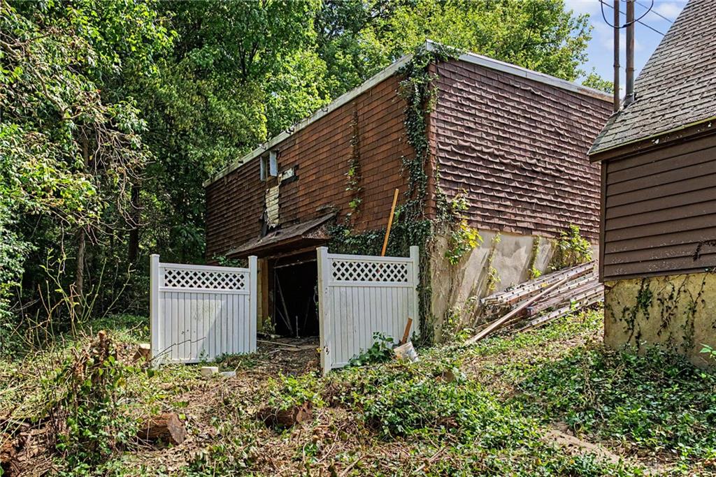3504 Deweese Property Photo 16