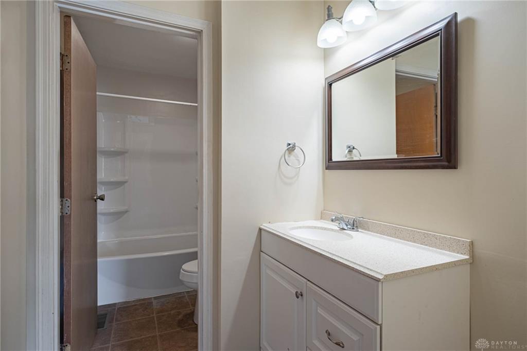 5404 Quisenberry Property Photo 9