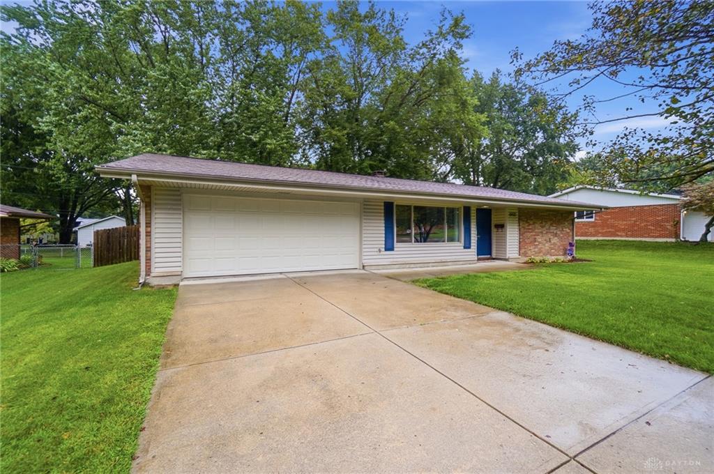 4408 Fernbrook Property Photo 3