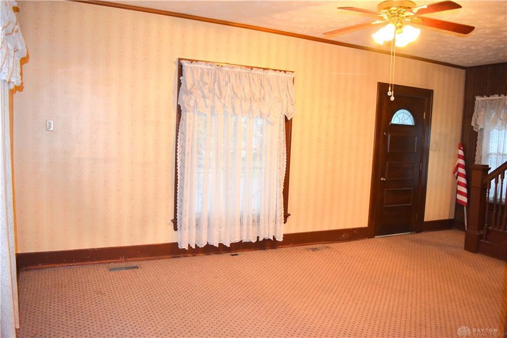 1018 W North Property Photo 4