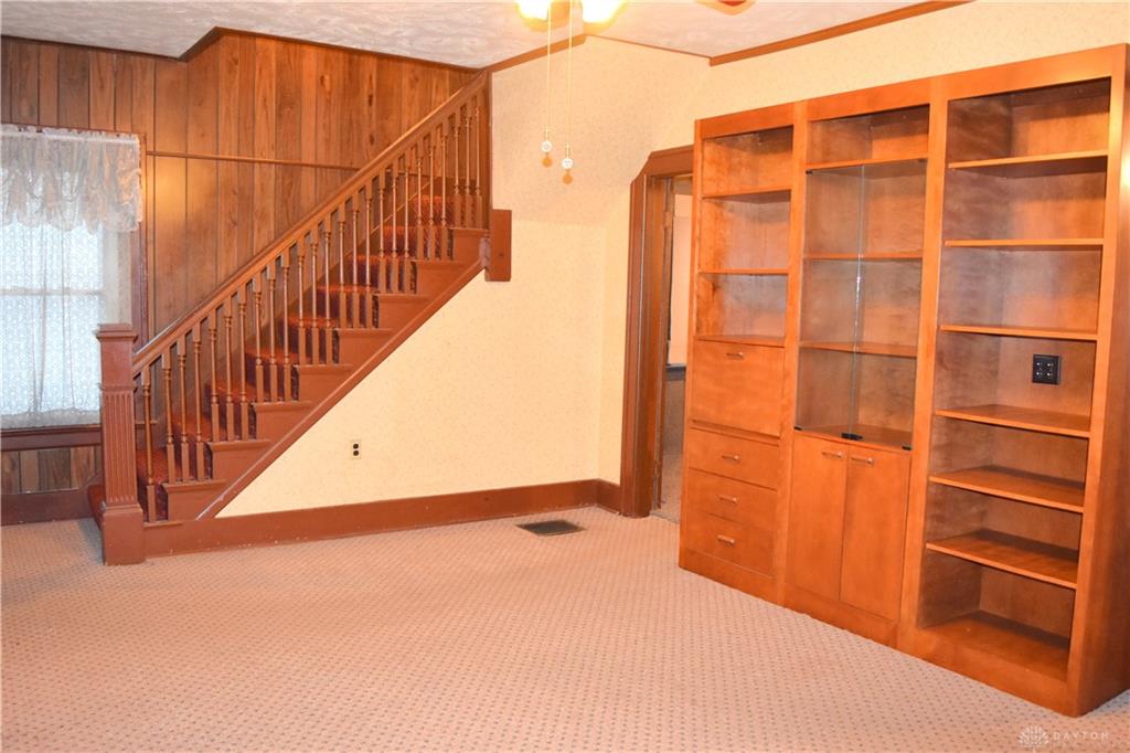 1018 W North Property Photo 5