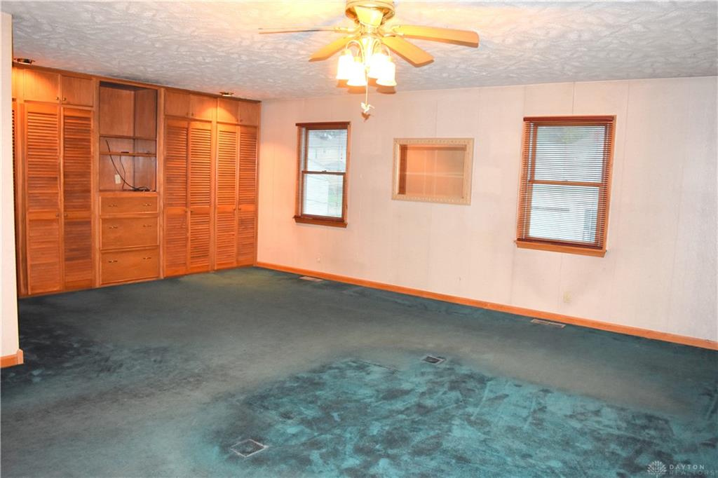 1018 W North Property Photo 20
