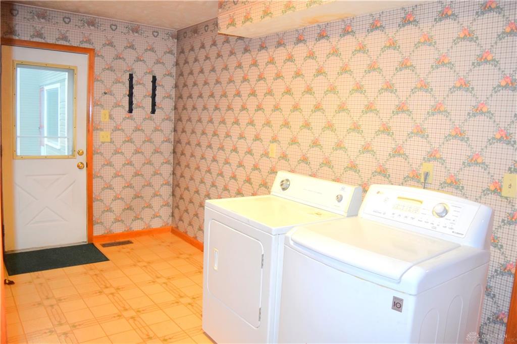 1018 W North Property Photo 25