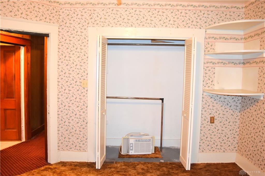 1018 W North Property Photo 37