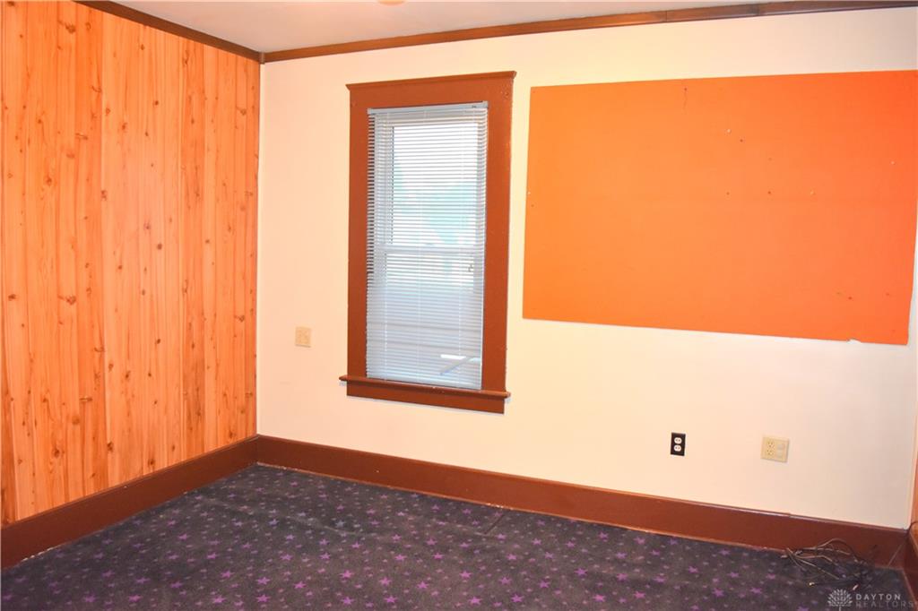1018 W North Property Photo 44