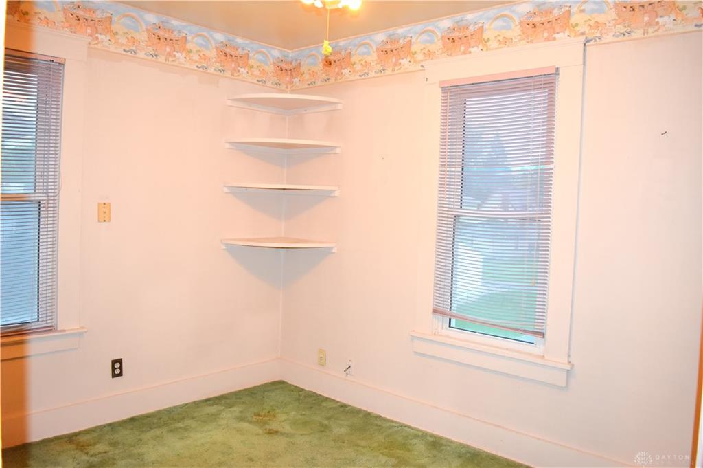 1018 W North Property Photo 45