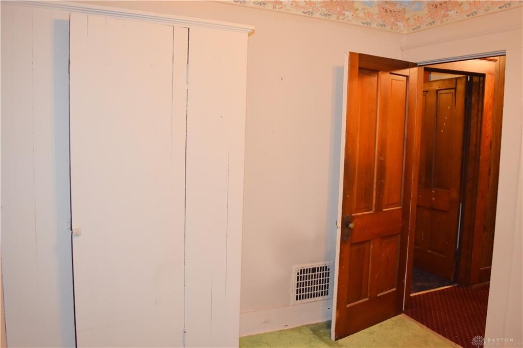 1018 W North Property Photo 47
