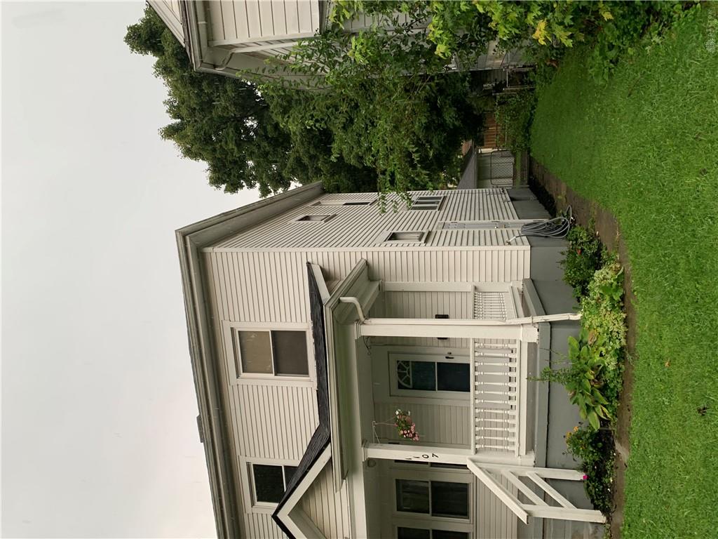 1107 Highland Property Photo 2