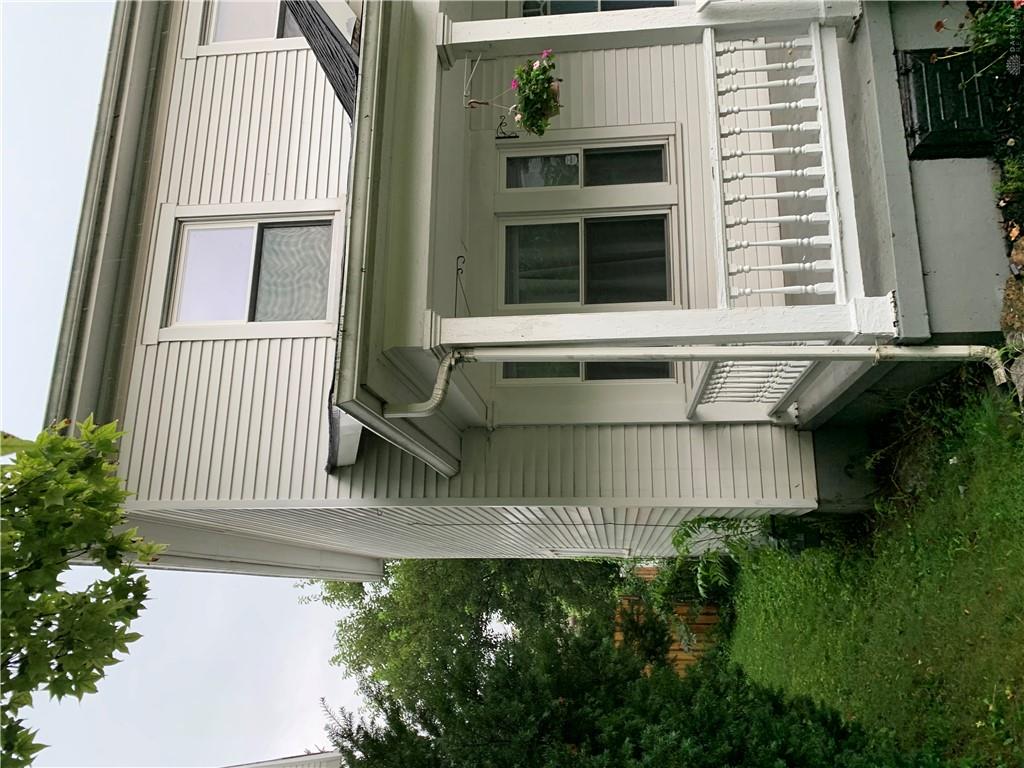 1107 Highland Property Photo 3