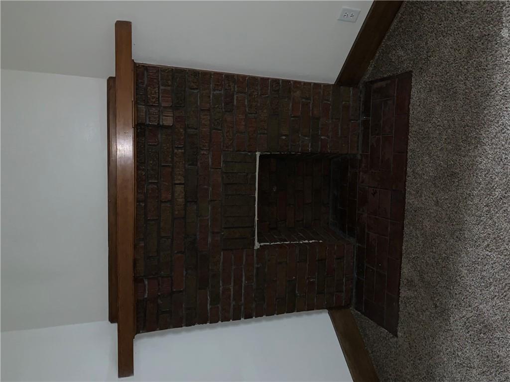 1107 Highland Property Photo 23