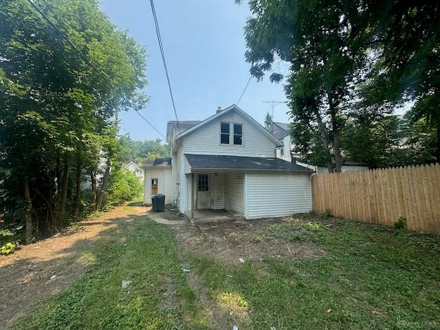 1561 Mound Property Photo 3