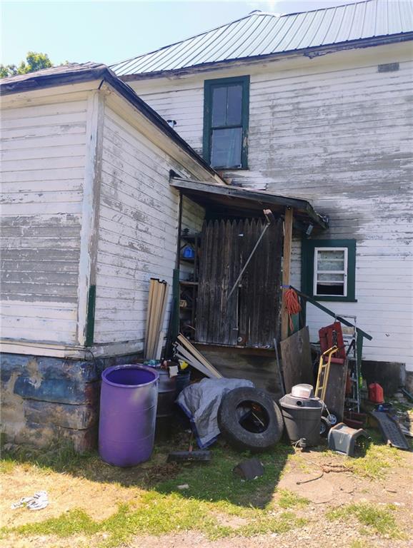 148 Pleasant Property Photo 3