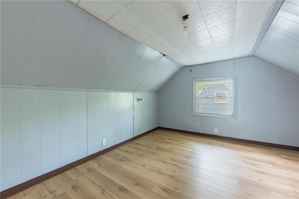 719 Cosler Property Photo 16