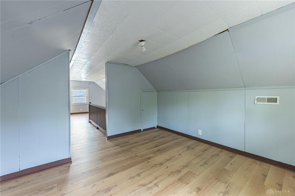 719 Cosler Property Photo 17