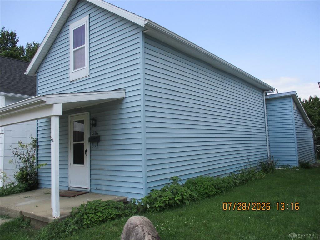 316 3rd Property Photo 3