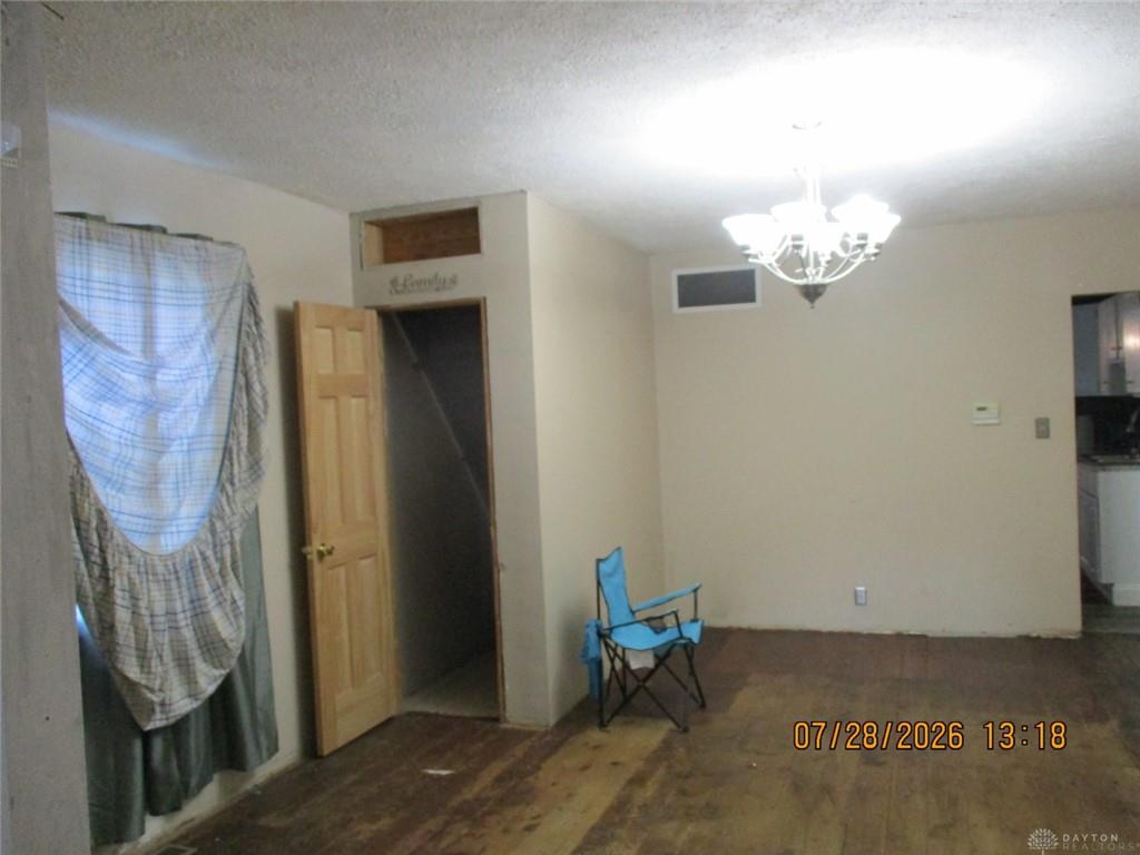 316 3rd Property Photo 6