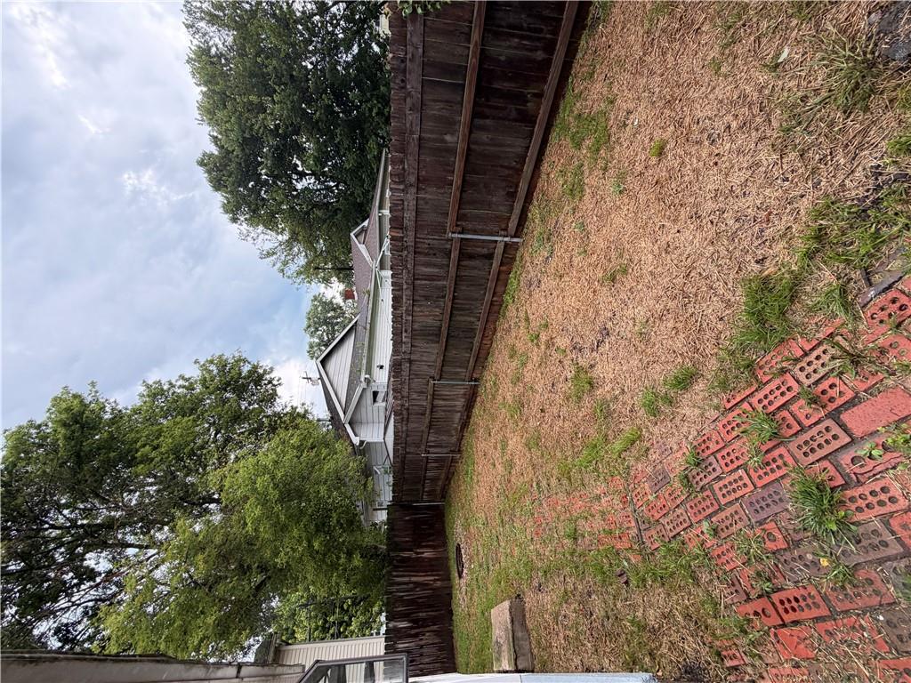 24 Hudson Property Photo 10