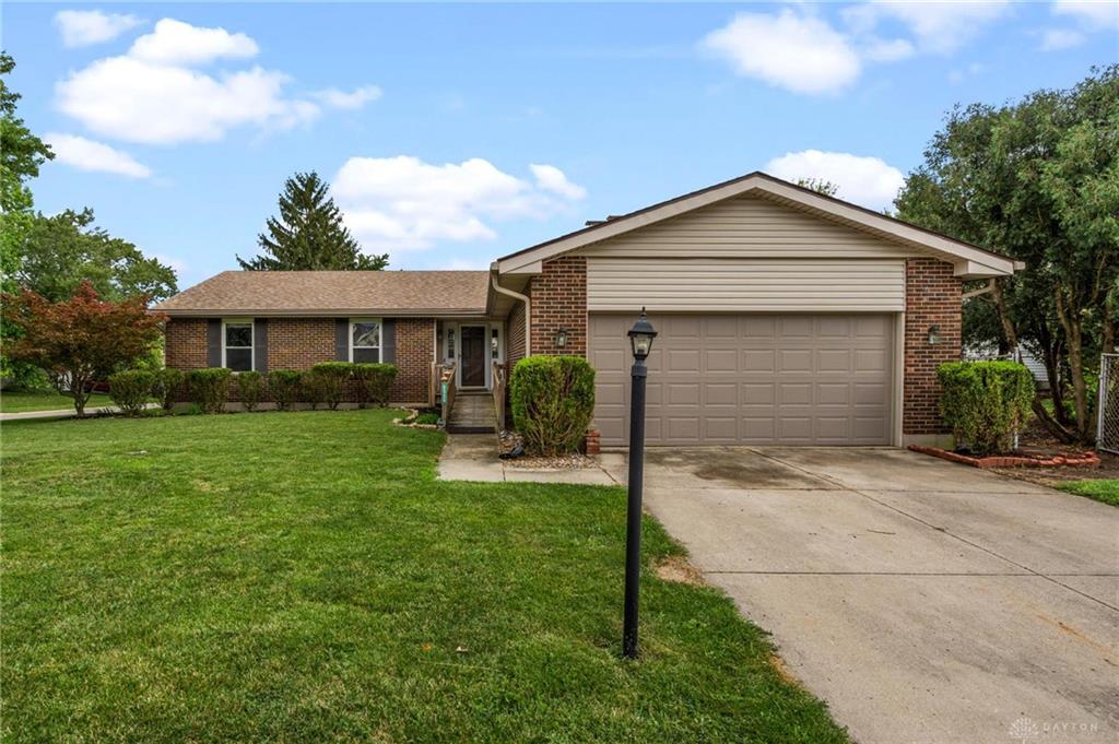 6560 Semley Property Photo 1