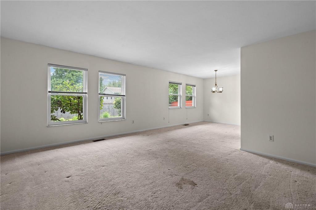 6560 Semley Property Photo 5