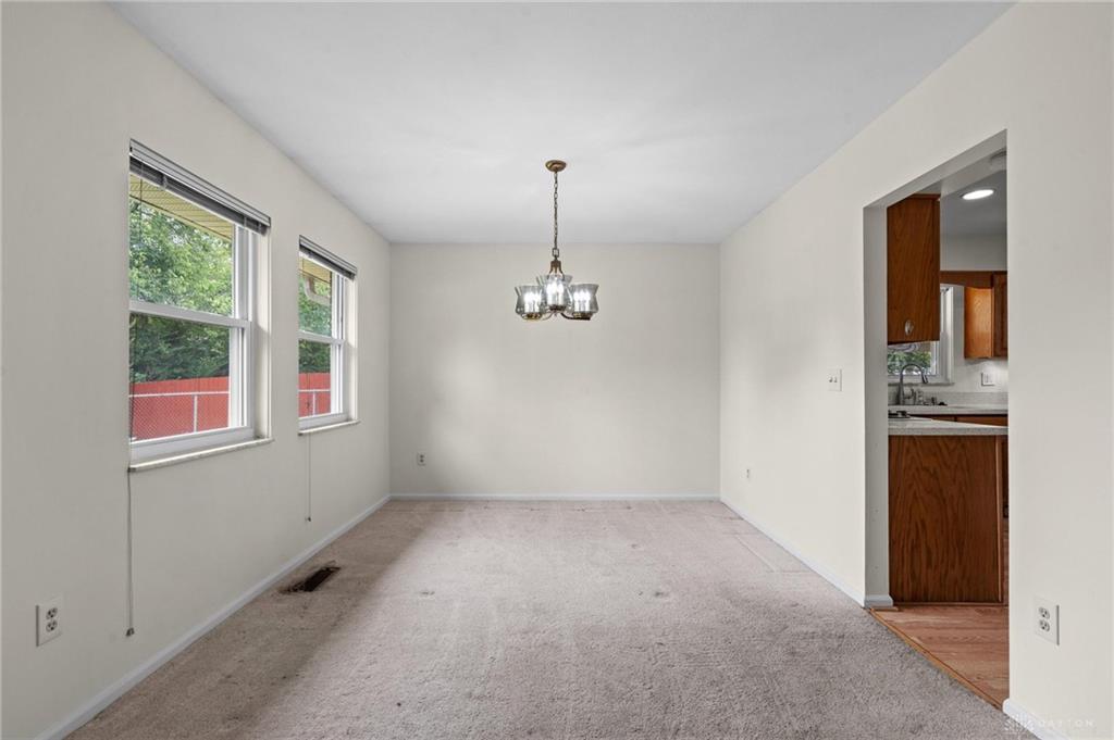 6560 Semley Property Photo 7